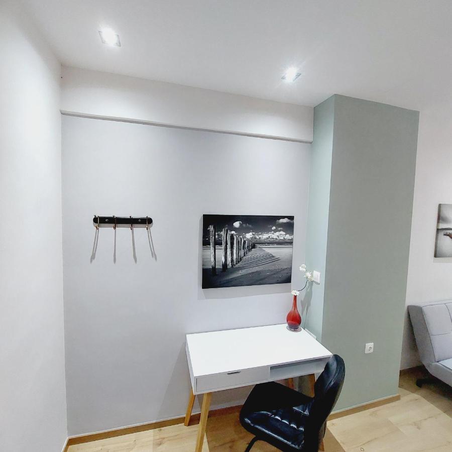 B&M Cozy Apartment テッサロニキ エクステリア 写真