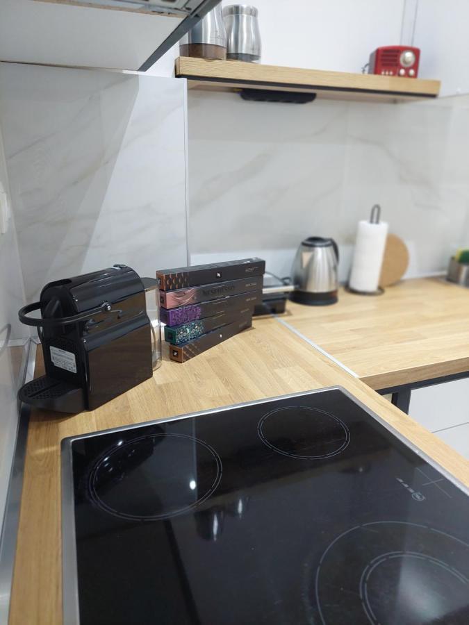 B&M Cozy Apartment テッサロニキ エクステリア 写真